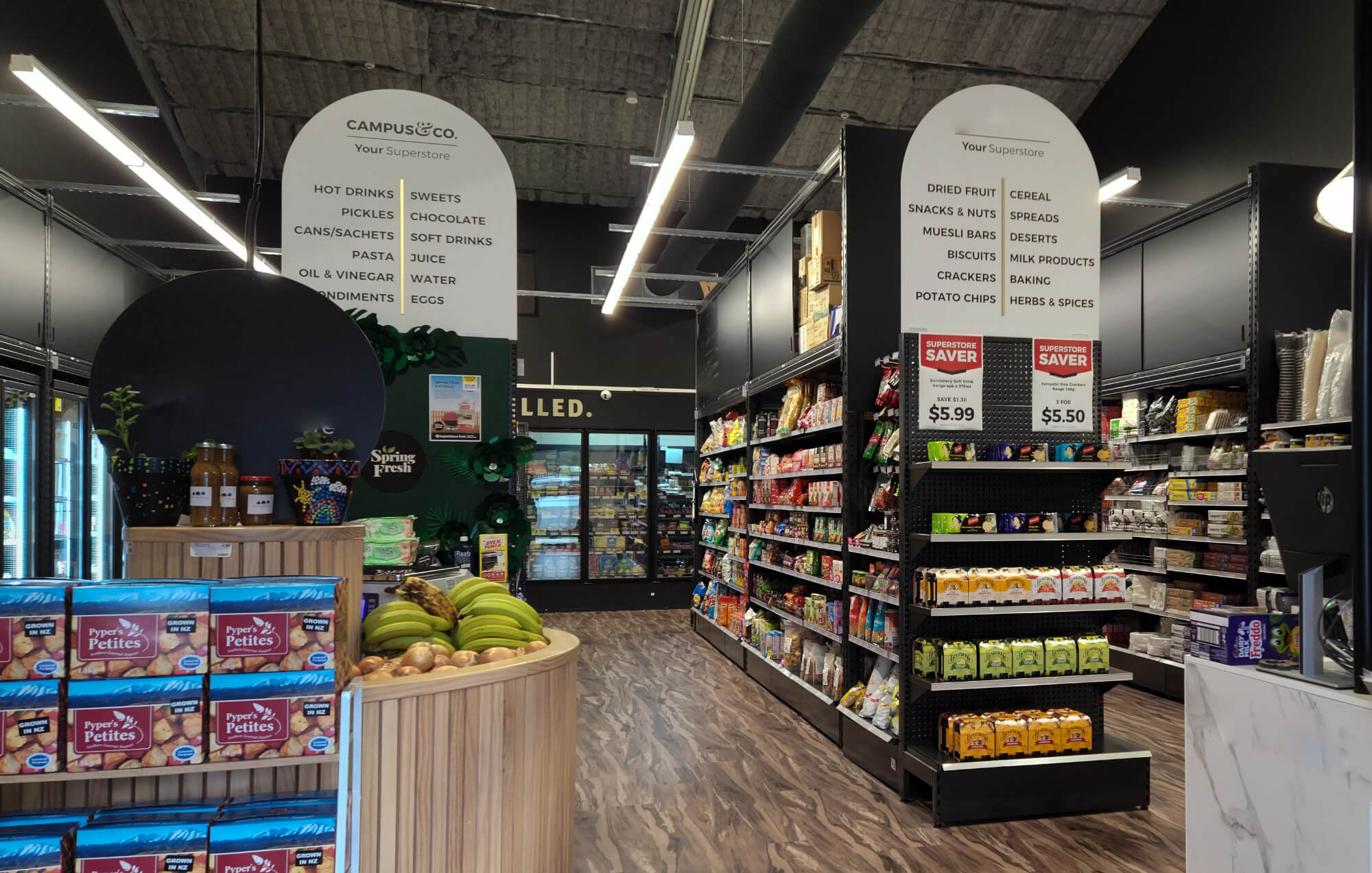 MetalMax Retail Shelving in a Supermarket